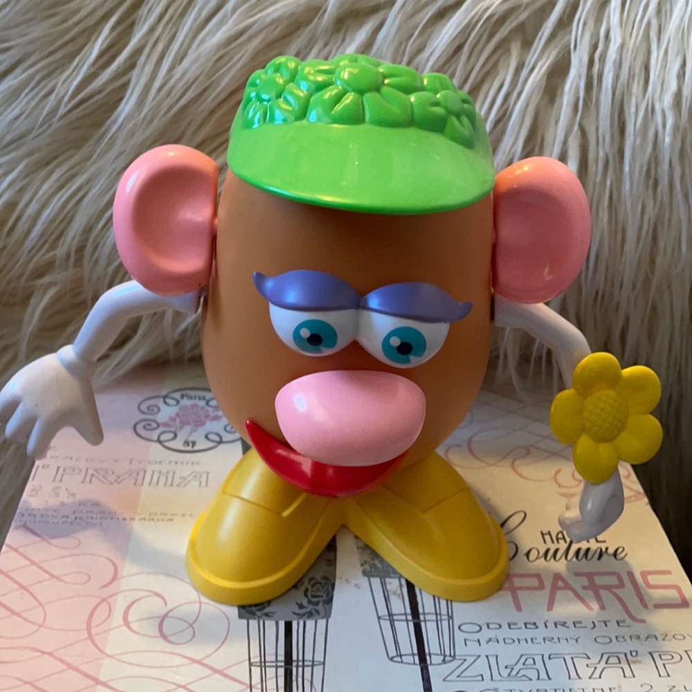Mrs. Potato head toy